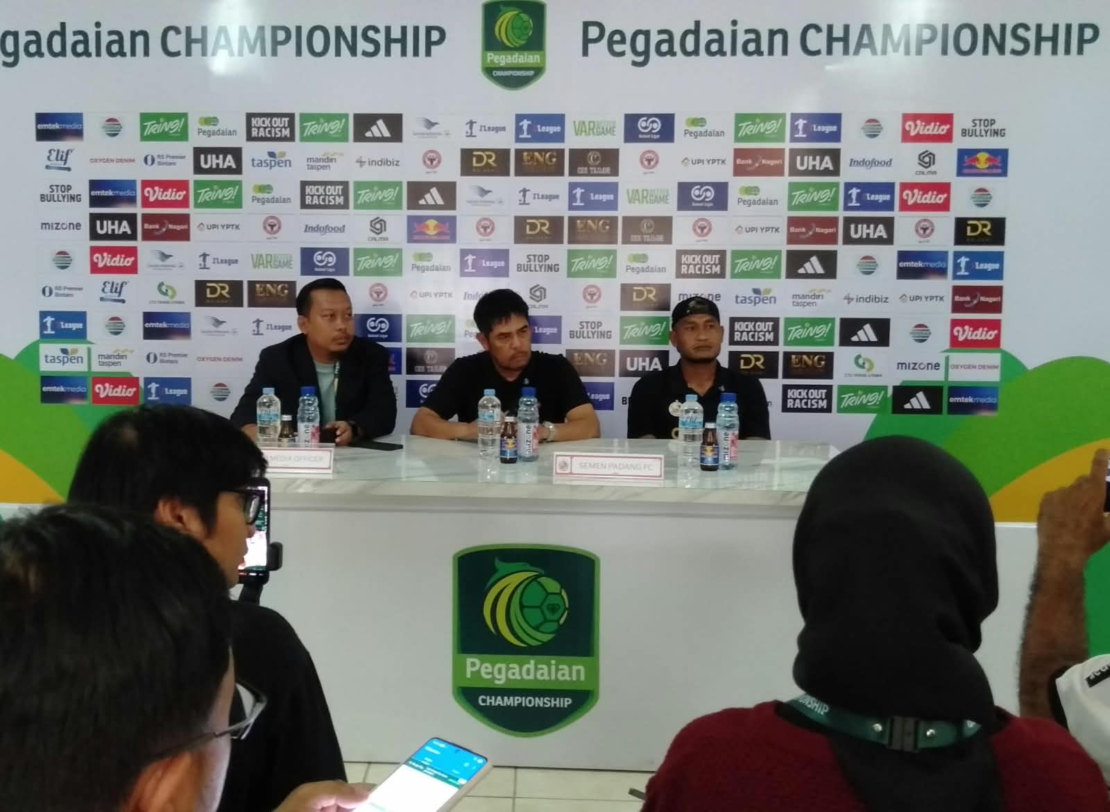 Pres Conference Semen Padang FC (Foto: Istimewa)